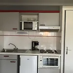 Maison De Pres Et Commerces Avec Jardinet, Parking Prive Et Equipements Complets - Fr-1-22-165 Holiday home *