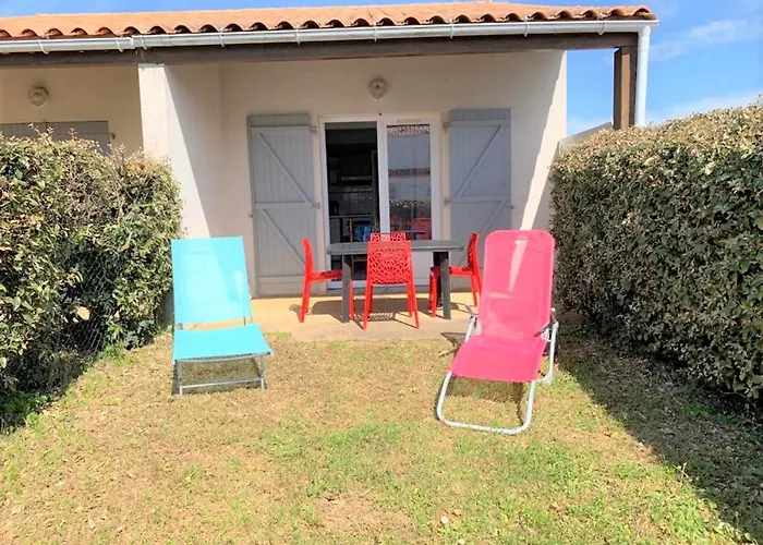 Maison De Près Et Commerces Avec Jardinet, Parking Privé Et équipements Complets - Fr-1-22-165 Casa vacanze *